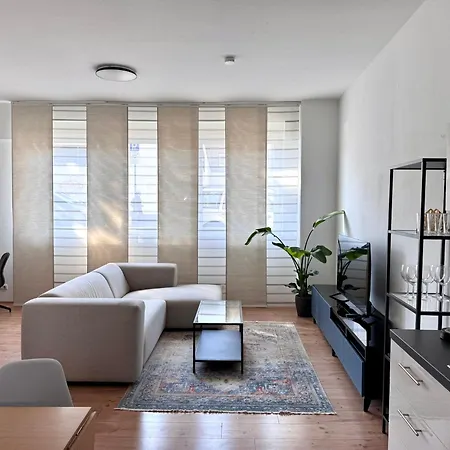 Апартаменты Nippes - Zentral & Ruhig Кёльн